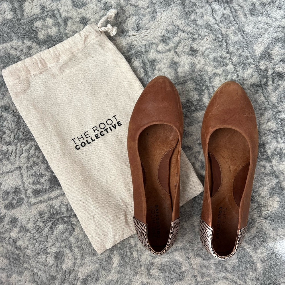 The Root Collective Thea Flat